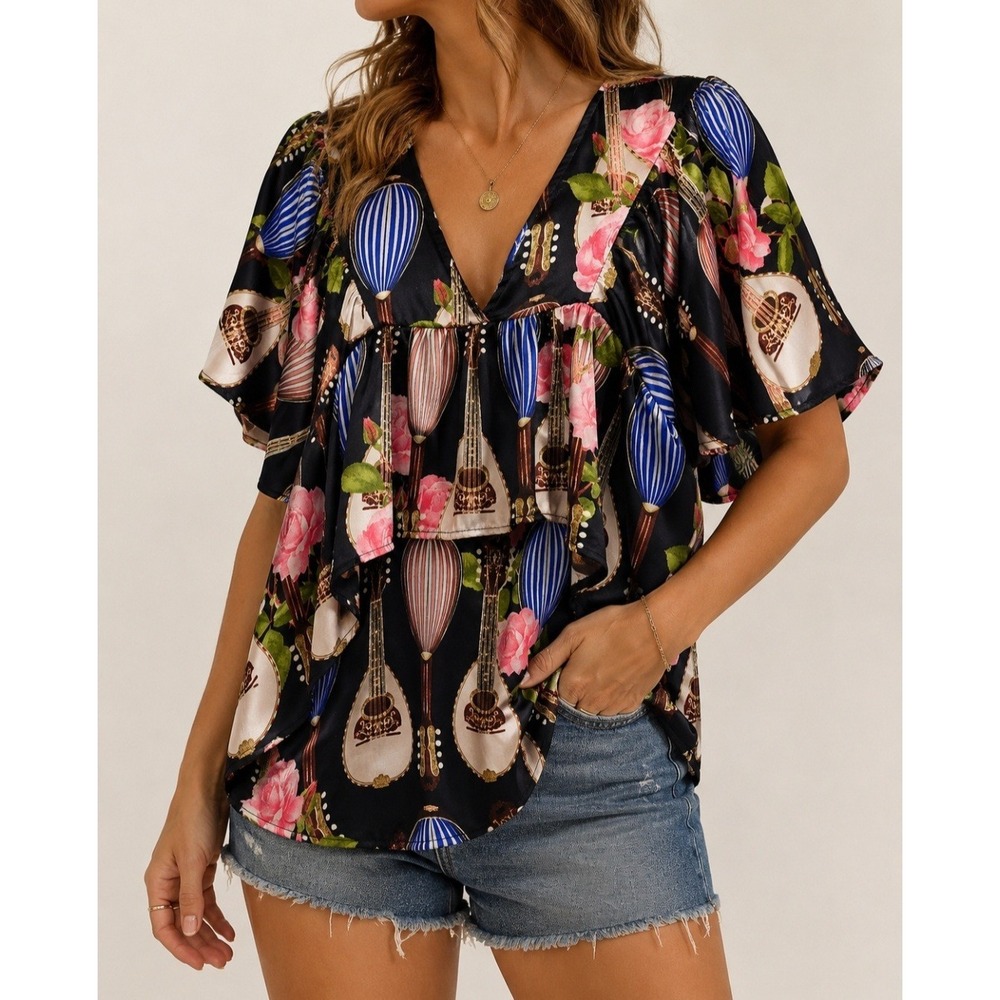 Cousin Earl Anthropologie Blouse Womens Small Black Floral‎ Mandolin Boho Top